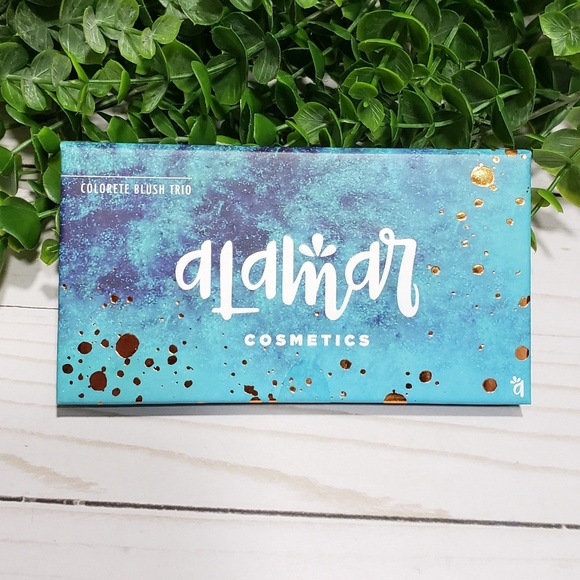 Alamar Other - Alamar Cosmetics Colorete Blush Trio Palette